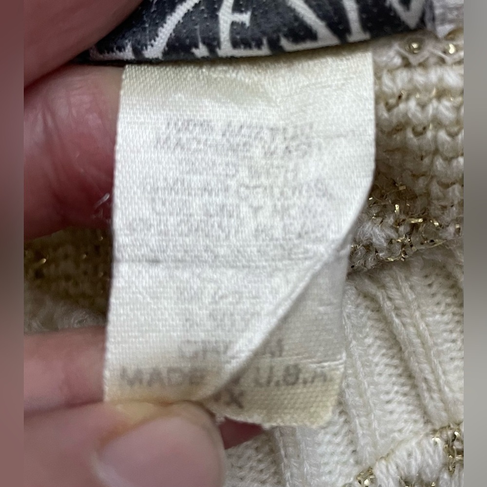 Venezia Women Crew Ivory Gold Shimmer Design Oversized Sweater Size 1X - Picture 9 of 9